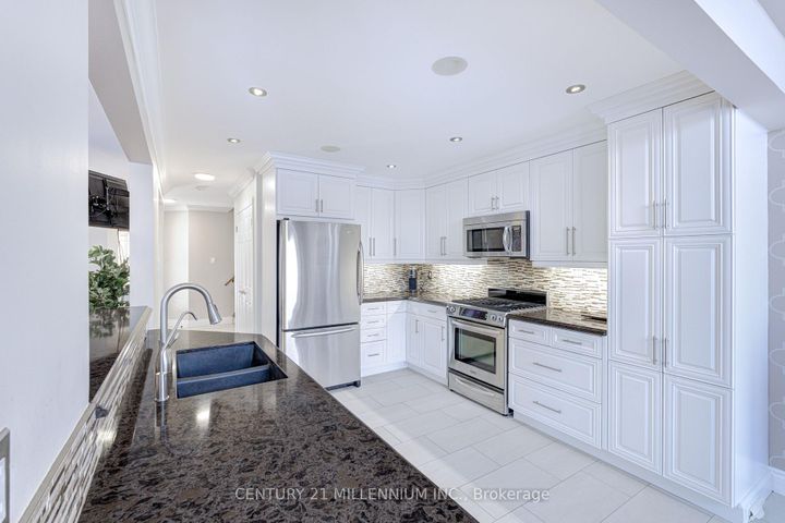 Photo 17 at 88 Eaton Street, Georgetown, Halton Hills