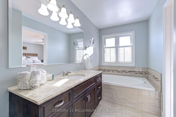 Photo 30 at 88 Eaton Street, Georgetown, Halton Hills