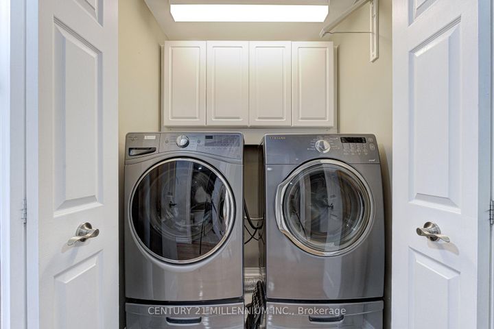 Photo 35 at 88 Eaton Street, Georgetown, Halton Hills