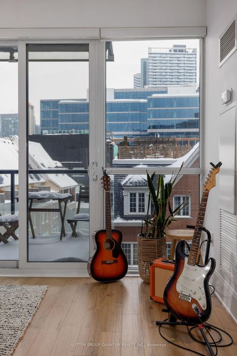 Photo 7 at 416 - 560 Front Street W, Waterfront Communities C1, Toronto