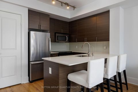 Photo 8 at 416 - 560 Front Street W, Waterfront Communities C1, Toronto