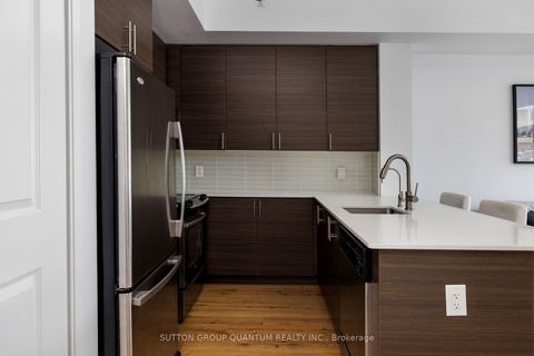 Photo 9 at 416 - 560 Front Street W, Waterfront Communities C1, Toronto