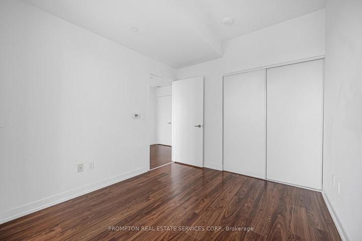 Photo 13 at 2507 - 115 McMahon Drive, Bayview Village, Toronto