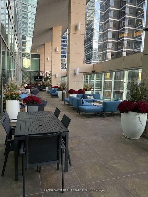 Photo 11 at 3702 - 183 Wellington Street, Waterfront Communities C1, Toronto