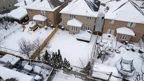 Photo 2 at 91A Regent Road, CFB, Toronto