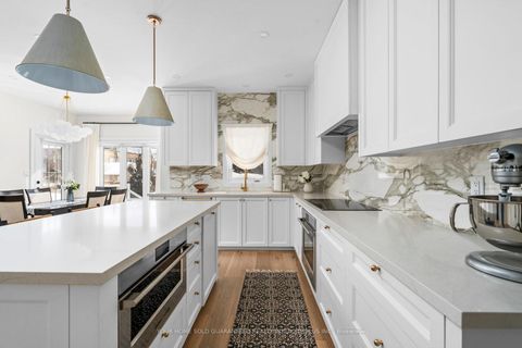 Photo 14 at 91A Regent Road, CFB, Toronto