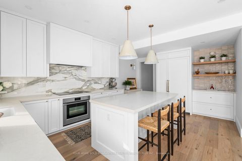 Photo 15 at 91A Regent Road, CFB, Toronto