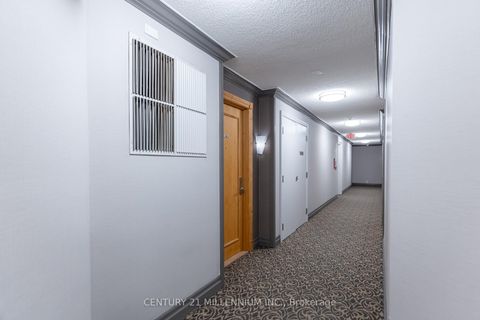 Photo 13 at 1215 - 80 Harrison Garden Boulevard, Willowdale East, Toronto