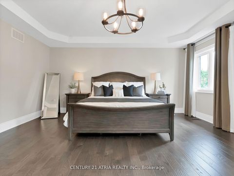 Photo 15 at 12 Macdonald Court, Oak Ridges Lake Wilcox, Richmond Hill