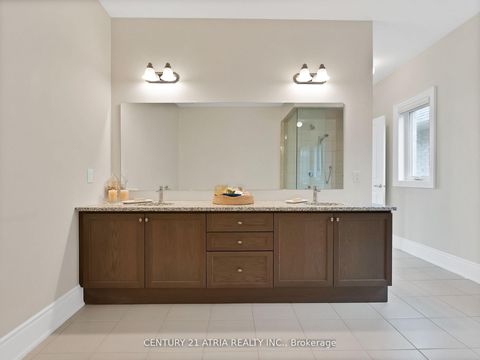 Photo 25 at 12 Macdonald Court, Oak Ridges Lake Wilcox, Richmond Hill