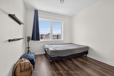 Photo 21 at 14 Nearco Crescent, Windfields, Oshawa