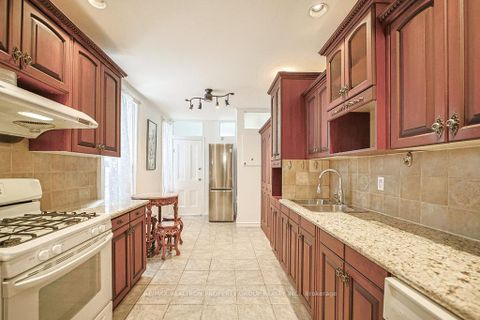 Photo 12 at 141 Gerrard Street E, Moss Park, Toronto