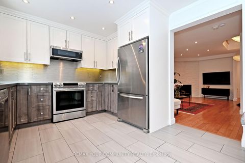 Photo 24 at 152 Vanguard Road W, Patterson, Vaughan