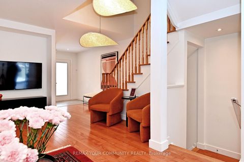 Photo 25 at 152 Vanguard Road W, Patterson, Vaughan