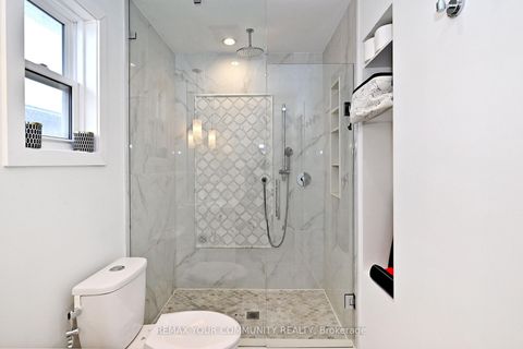 Photo 34 at 152 Vanguard Road W, Patterson, Vaughan