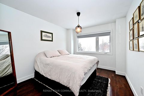 Photo 39 at 152 Vanguard Road W, Patterson, Vaughan