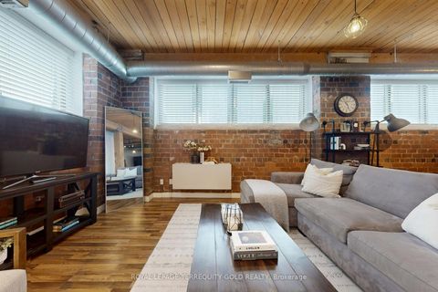 Photo 7 at 107 - 2154 Dundas Street W, Roncesvalles, Toronto