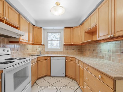 Photo 9 at 44 Kirkham Drive, Central West, Ajax