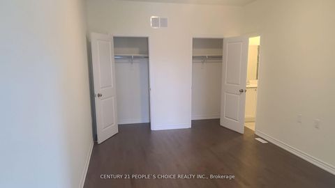 Photo 6 at 161 Blick Crescent, Bayview Northeast, Aurora