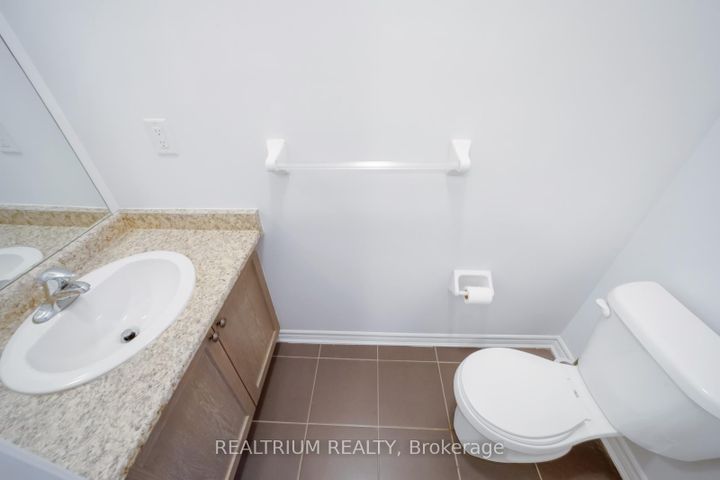 Photo 15 at 22 Clockwork Drive, Northwest Brampton, Brampton