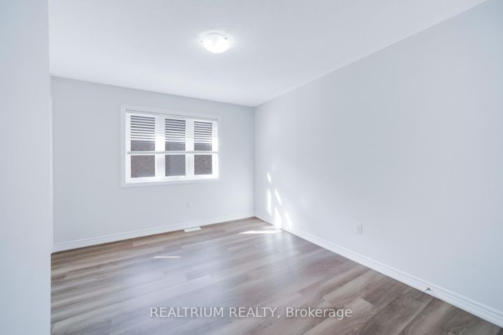 Photo 24 at 22 Clockwork Drive, Northwest Brampton, Brampton