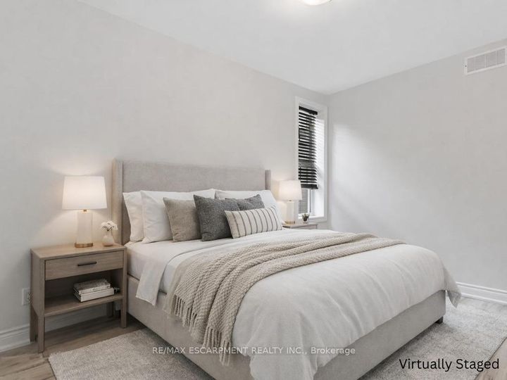 Photo 17 at 54 Craigmiller Avenue, Crown Point, Hamilton