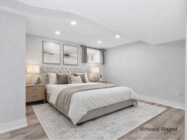 Photo 27 at 54 Craigmiller Avenue, Crown Point, Hamilton