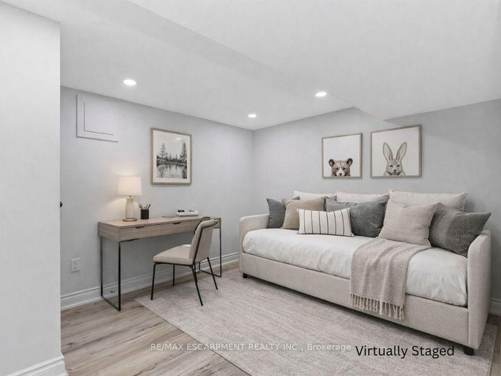 Photo 30 at 54 Craigmiller Avenue, Crown Point, Hamilton