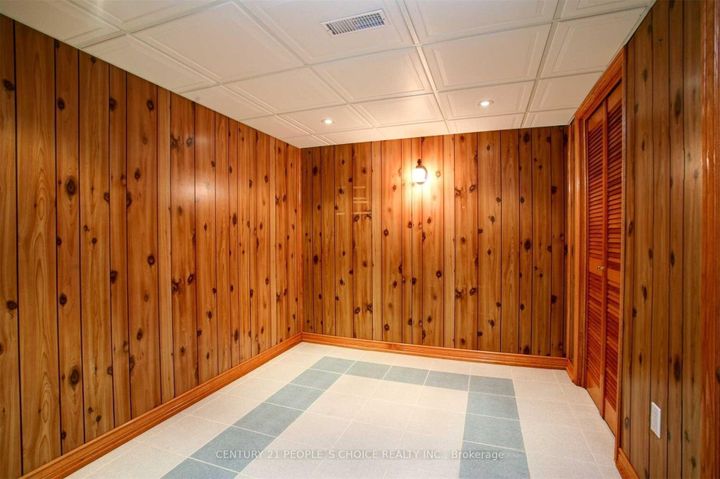 Photo 3 at 329 Jeffcoat Drive, Clairville, Toronto