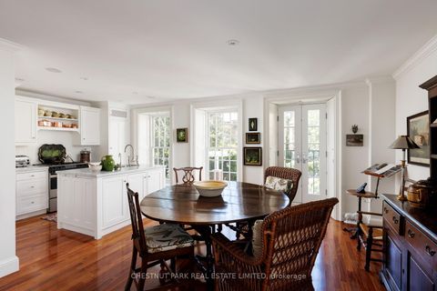 Photo 10 at TH6 - 94 Crescent Road, Moore Park, Toronto