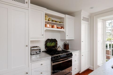 Photo 12 at TH6 - 94 Crescent Road, Moore Park, Toronto