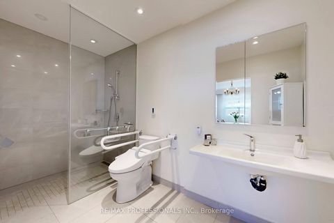 Photo 11 at 134 Giltspur Drive, Jane Heights, Toronto