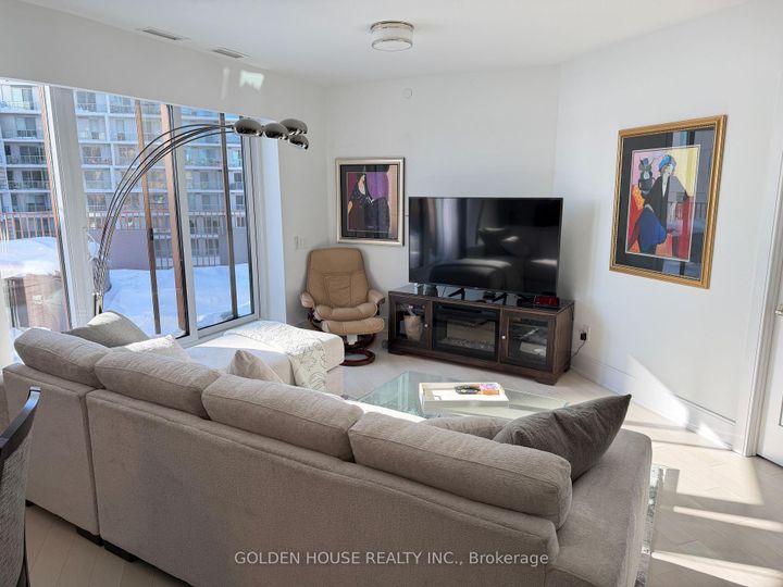 Photo 6 at 518 - 155 Merchants' Wharf, Waterfront Communities C8, Toronto