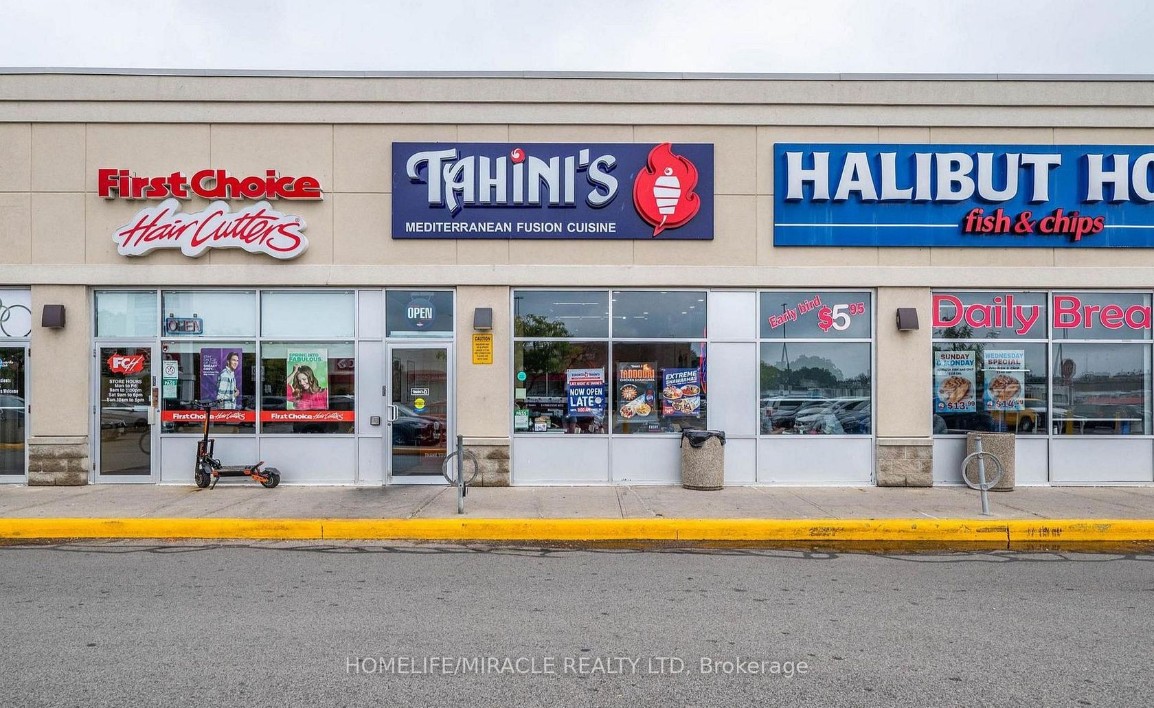 2151 St. Clair Avenue, Junction Area, Toronto photo number 2