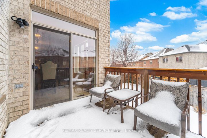 Photo 43 at 17 ISLAND Grove, Credit Valley, Brampton