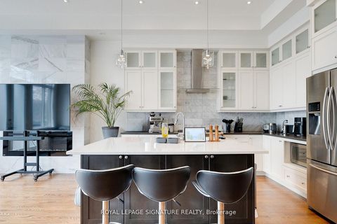 Photo 10 at 119B Hillside Avenue, Mimico, Toronto