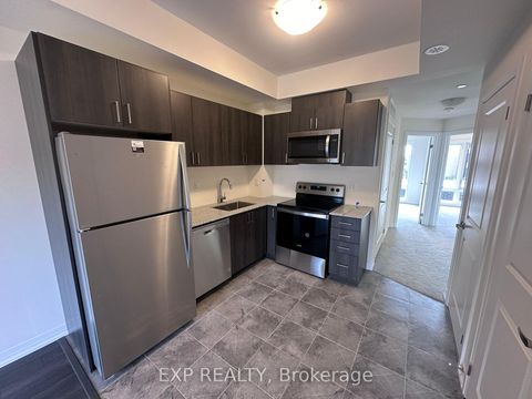 Photo 4 at Unit #6 - 30 Liben Way, Malvern, Toronto