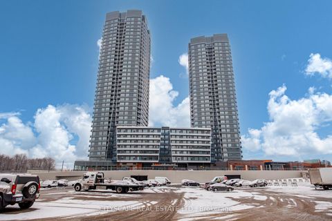 Photo 16 at 501 - 30 Upper Mall Way, Brownridge, Vaughan