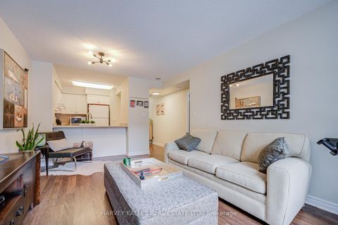 Photo 25 at 902 - 43 Eglinton Avenue, Mount Pleasant West, Toronto