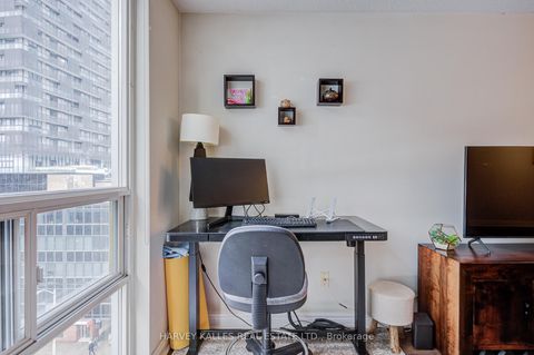 Photo 28 at 902 - 43 Eglinton Avenue, Mount Pleasant West, Toronto