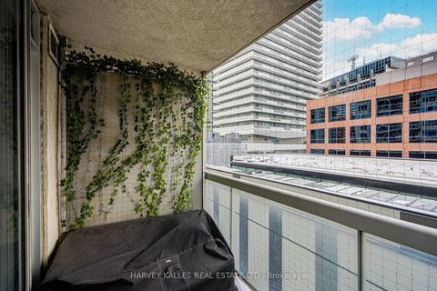 Photo 37 at 902 - 43 Eglinton Avenue, Mount Pleasant West, Toronto