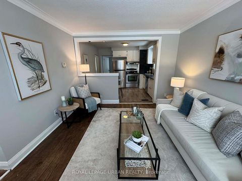 Photo 3 at 84 Clonmore Drive, Cliffside, Toronto