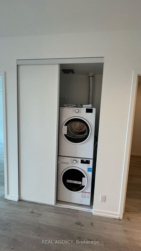 Photo 5 at 3008 - 1000 Portage Parkway, Vaughan Corporate Centre, Vaughan