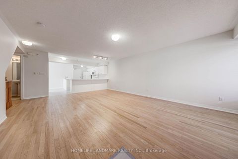 Photo 2 at 19 - 118 Finch Avenue W, Newtonbrook West, Toronto