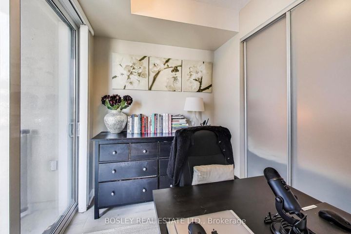 Photo 13 at 1007 - 85 Bloor Street E, Yonge Corridor, Toronto