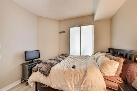 Photo 12 at 1007 - 85 Bloor Street E, Yonge Corridor, Toronto