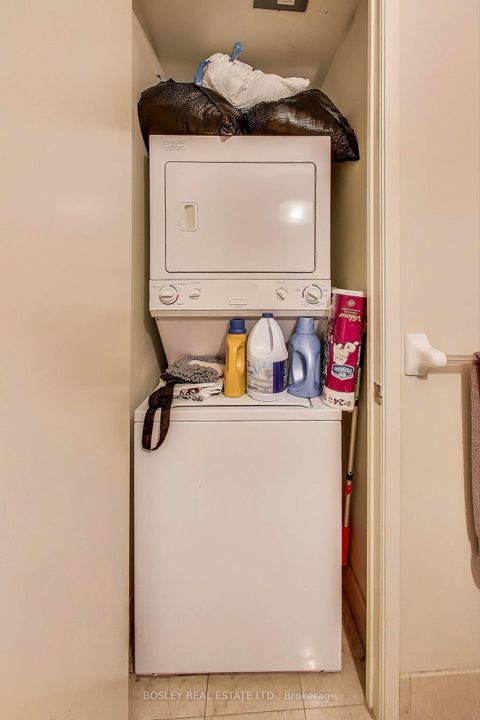 Photo 16 at 1007 - 85 Bloor Street E, Yonge Corridor, Toronto