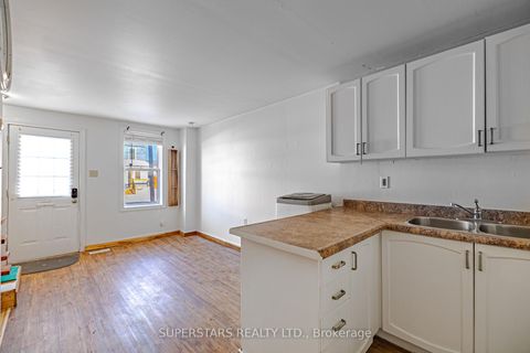 Photo 6 at 165 1/2 Olive Avenue, Central, Oshawa