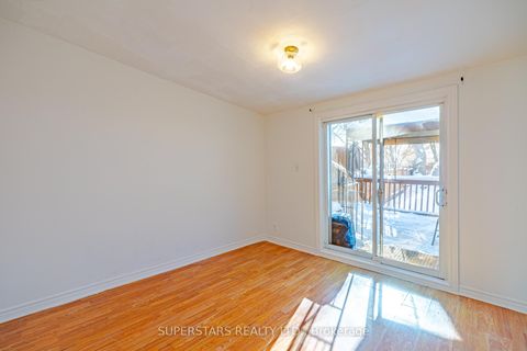 Photo 8 at 165 1/2 Olive Avenue, Central, Oshawa