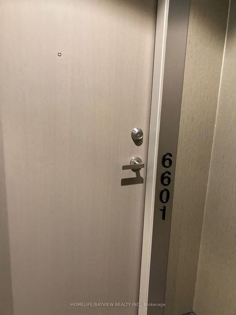 Photo 1 at 6601 - 88 Harbour Street, Waterfront Communities C1, Toronto